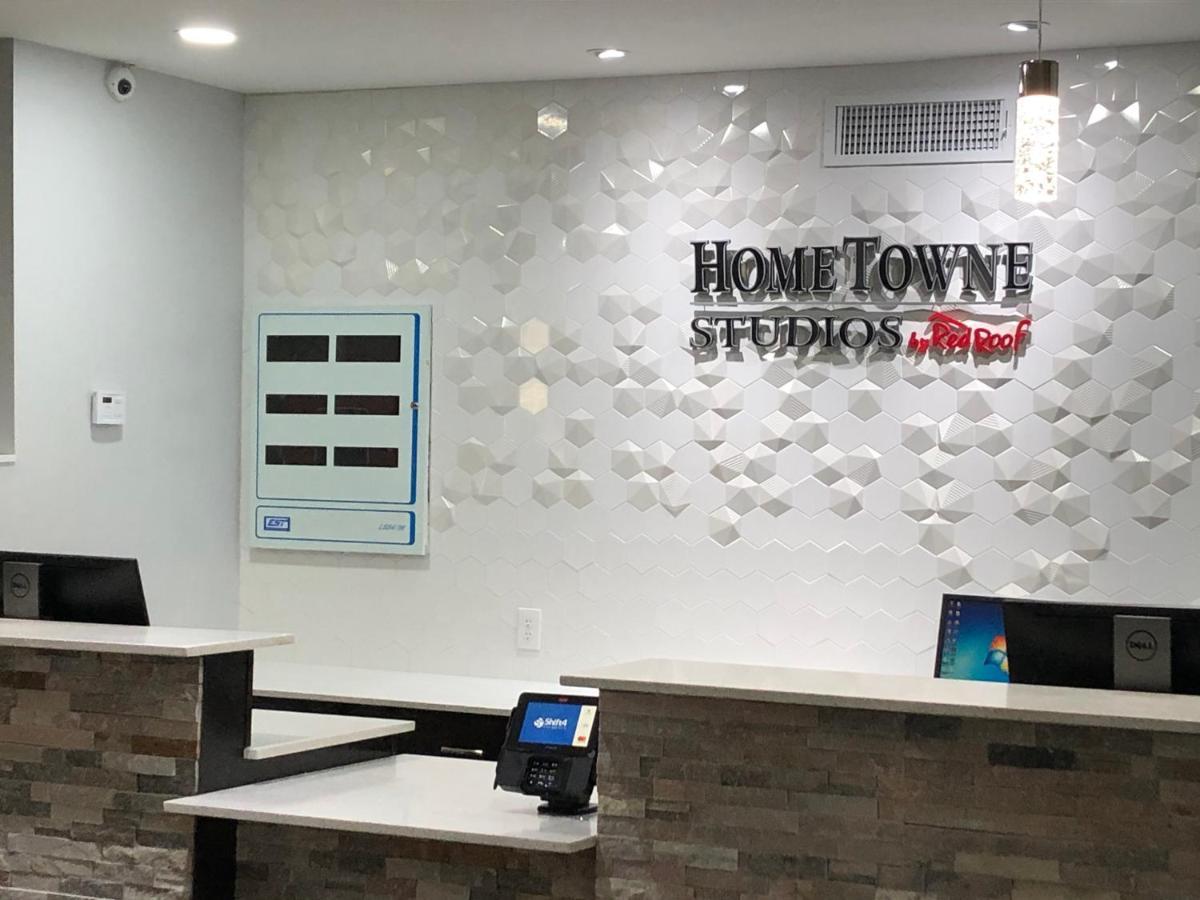 Hometowne Studios By Red Roof San Antonio E - Frost Bank Center Eksteriør billede
